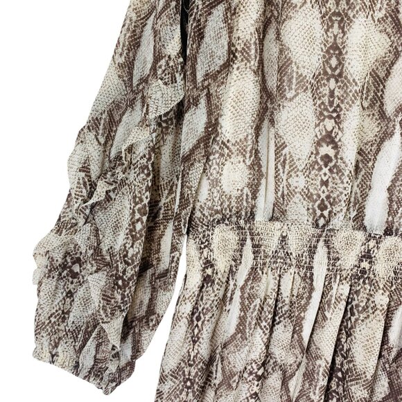 Long Sleeve Ruffle Dress snake print ruffle size xl White house black market - Picture 14 of 16
